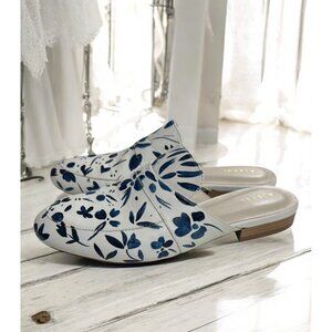 Alepel White & Blue Leather Hand Painted Floral Slide Sandals Mules Size 8